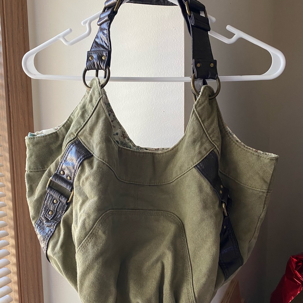Bucket purse